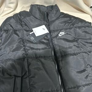 Women’s Nike Vest NWT